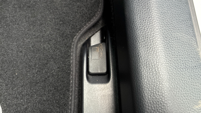 Toyota Aygo X 1.0 VVT-i Edge 5dr Petrol Hatchback